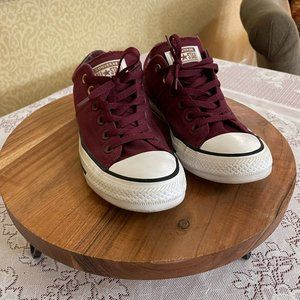 Burgundy Converse All-Star Low Tops Womens 9